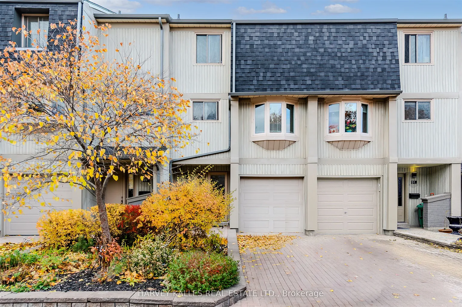 1060 Walden Cir #50 photo 1