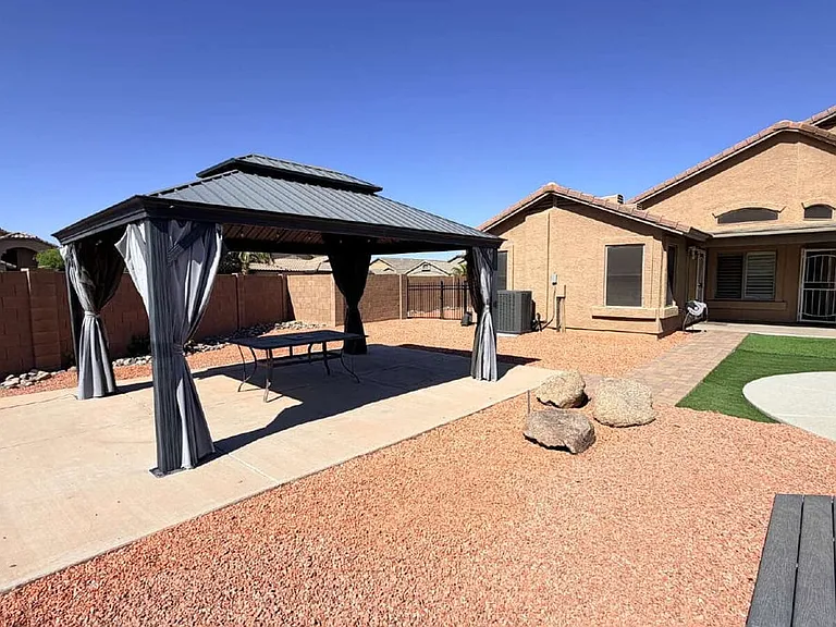 21756 N Reis Dr — Photo 12