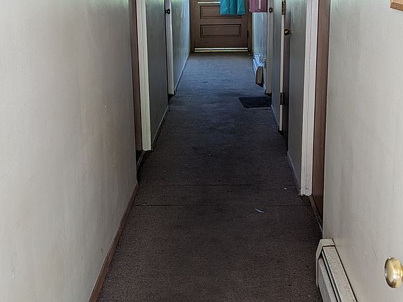 3rd image of 1484 Leo St #2