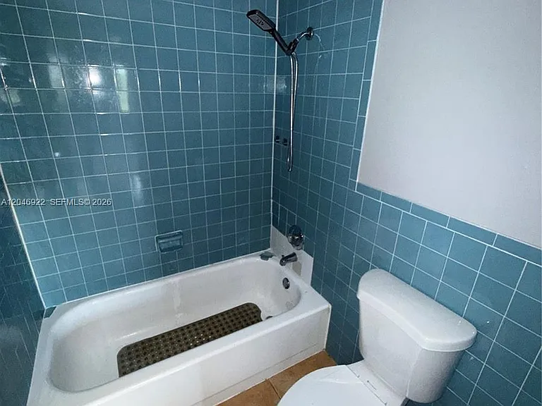 6960 Miami Gardens Dr #2-431A — Photo 9