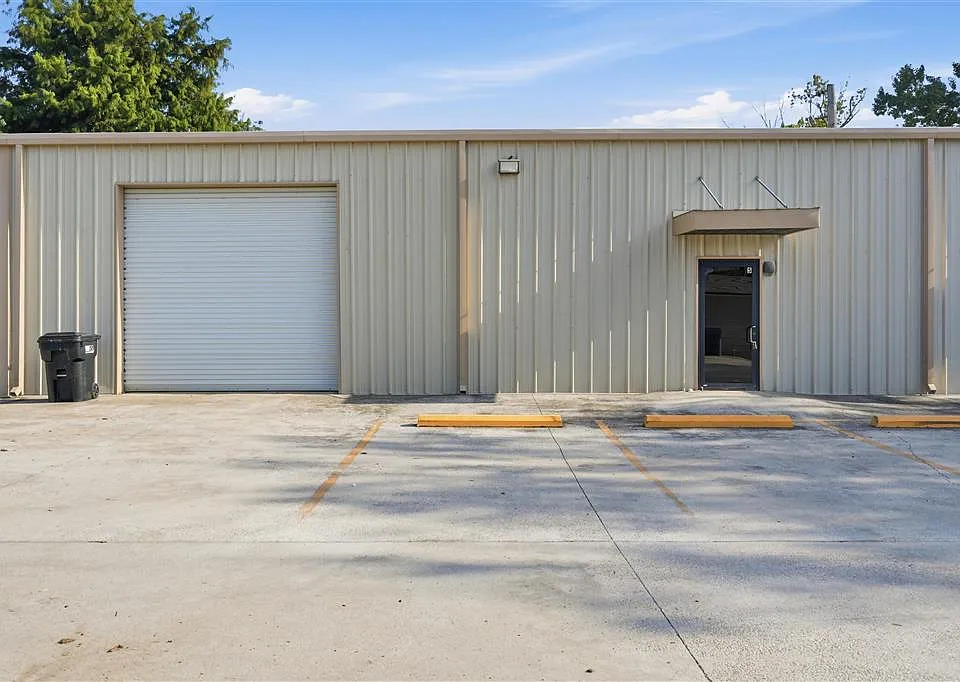 2412 Maplewood Dr #5