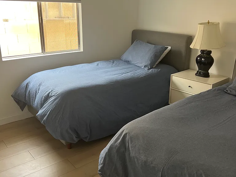 1739 N Palm Dr — Photo 23