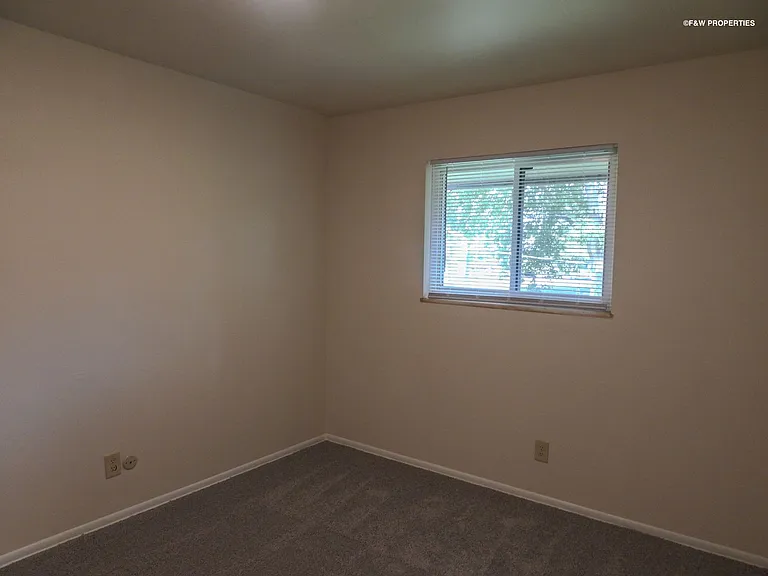 47 Auburn Ave — Photo 16