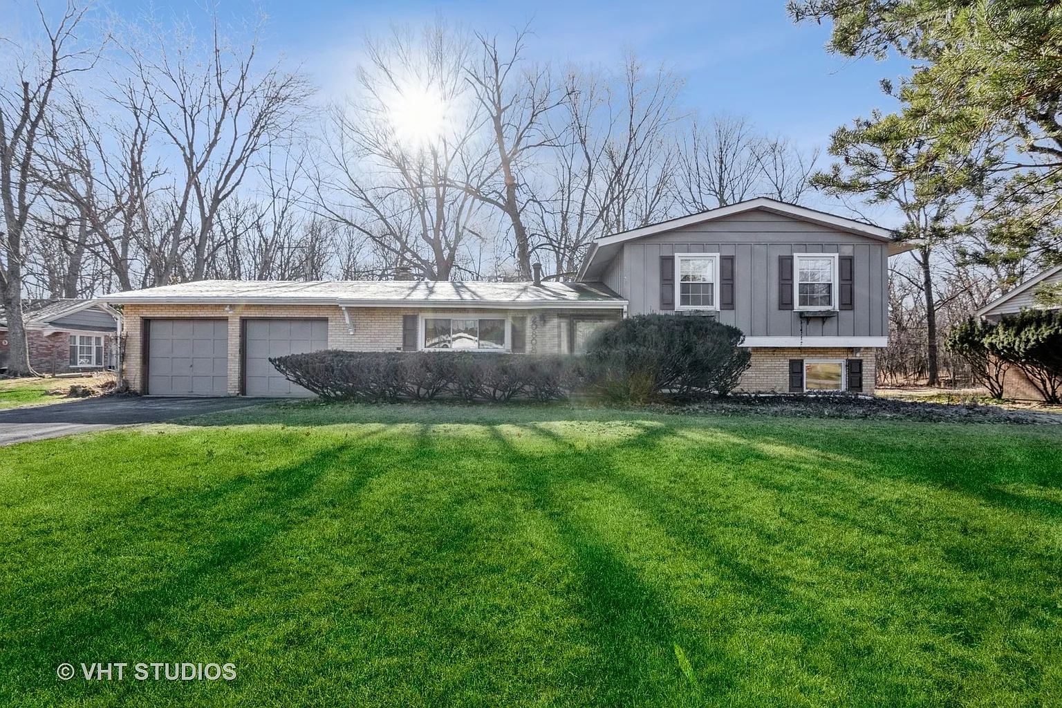 20808 Greenwood Dr photo 1