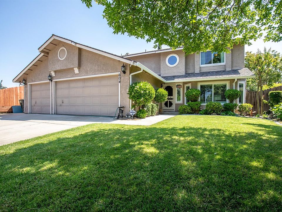 1st image of 604 Blue Canyon Dr