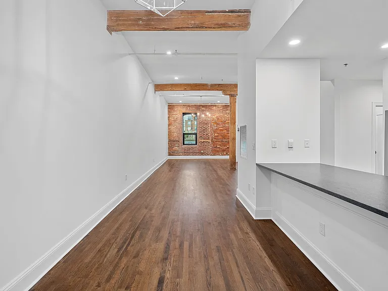 310 Arlington Ave #219 — Photo 17