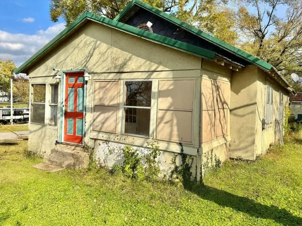 605 S Center Street, Granby, MO 64844