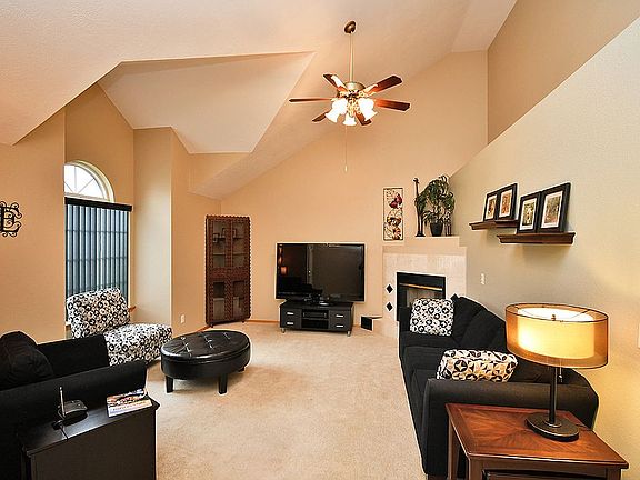 Vaulted Ceilings Throughout