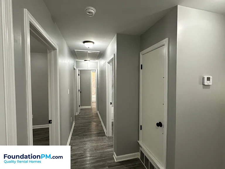 605 Howard Dr — Photo 5