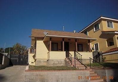 2nd image of 633 S Avenue 59