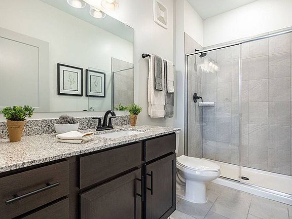 5th image of 935 Groves Blvd #1442-101