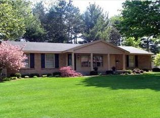 5706 Juanita Dr SE, Grand Rapids, MI 49508