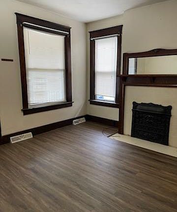 3rd image of 908 Avondale St #908