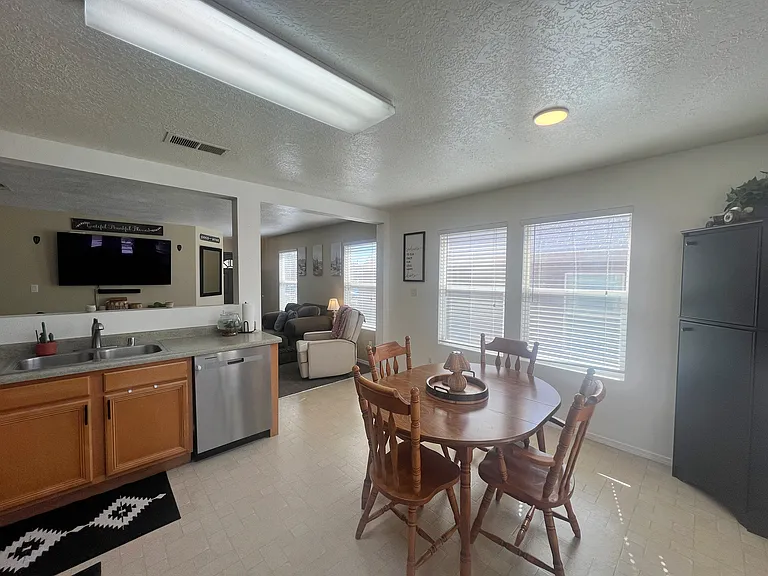 6148 Malpais Park Ave NW — Photo 10