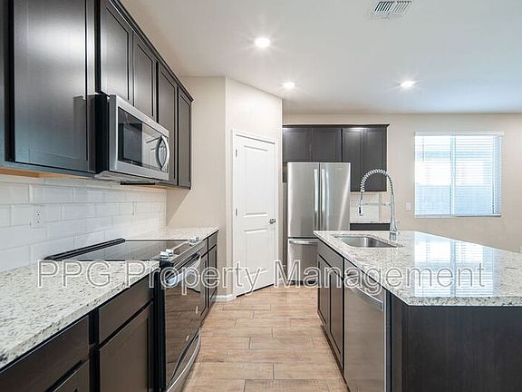 5th image of 17370 W Via De Luna Dr