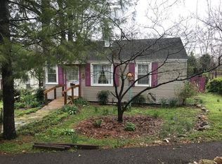 113 Hilltop Ln, Norris, TN 37828