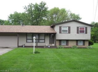 2628 3rd St NE, Canton, OH 44704