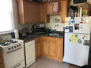 92 Bridge St APT 4, Salem, MA 01970