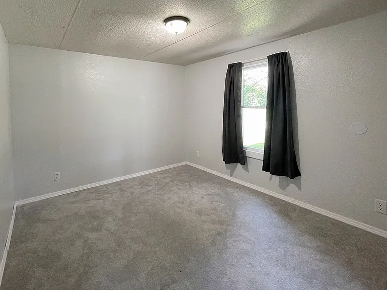 410 Crystal East Ave — Photo 11