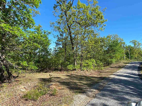 3rd image of Ramble Rd