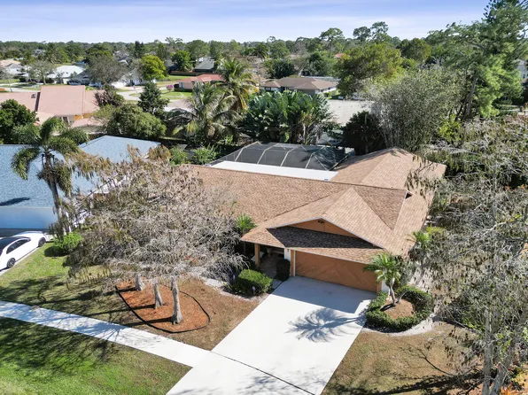 606 Juniper Place, Wellington, FL 33414