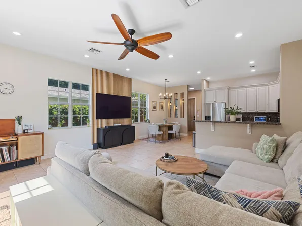1323 NE 5TH Terrace #1323, Fort Lauderdale, FL 33304