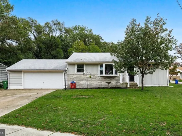 202 Rule Ct, Glassboro, NJ 08028