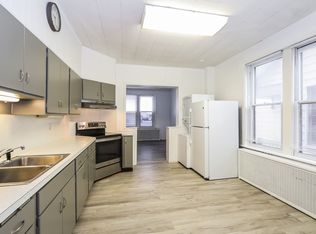 340-342 W Broad St #1, Quakertown, PA 18951
