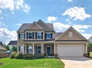 39 Clubhouse Way, Acworth, GA 30101