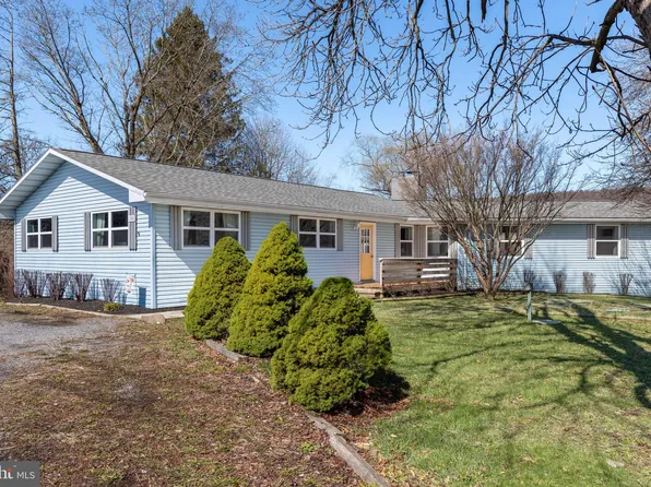 1945 Halfmoon Valley Rd, Port Matilda, PA 16870