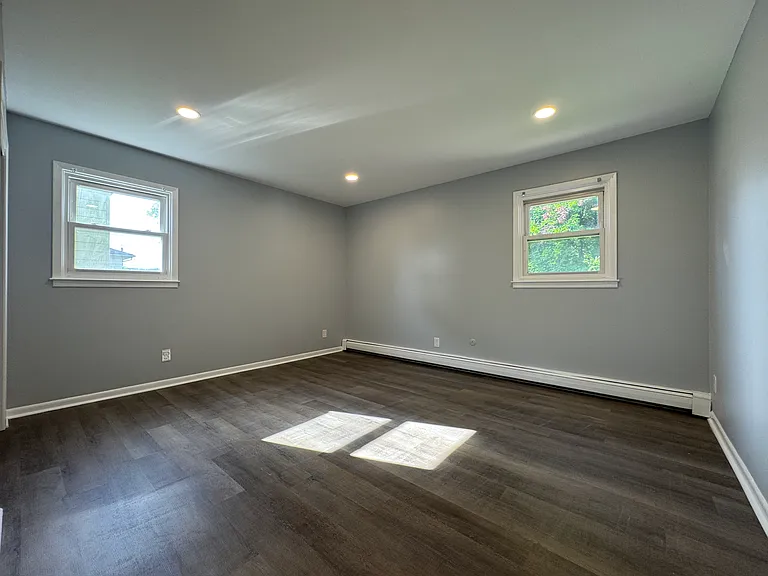 85 Rock Rd #1 — Photo 13