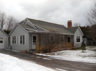 2 Jan St, Morrisonville, NY 12962