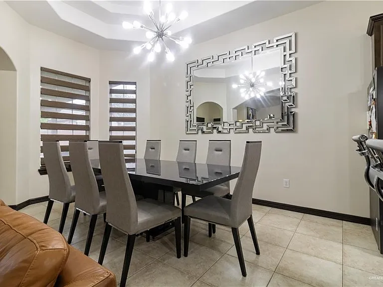 2504 Sevilla St — Photo 3