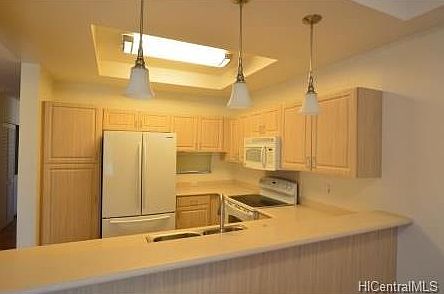 3rd image of 92-1487 Aliinui Dr APT G