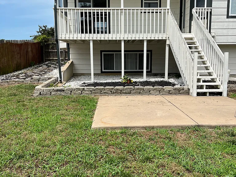 2430 S Gatewood St — Photo 24
