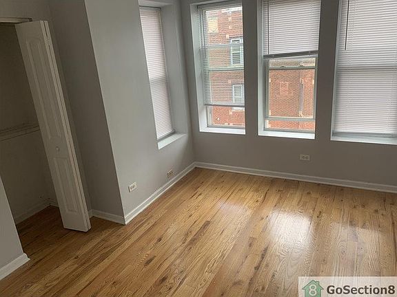 5th image of 7434 S Colfax Ave #3W