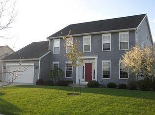 7860 Royal Hampton Ln, Waterville, OH 43566