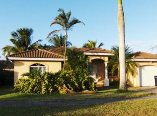 14235 SW 164th Ter, Miami, FL 33177