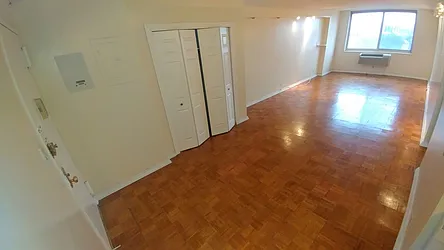 Rented by Metro Garden Realty NYC