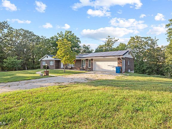 2nd image of 3206 Honey Creek Rd