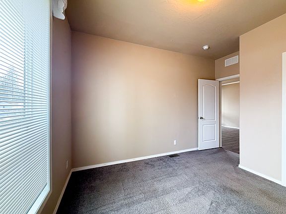 5th image of 6467 Boulder Way