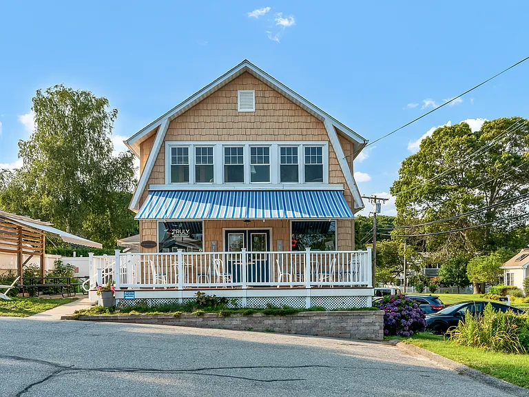 7 Whitecap Rd — Photo 31