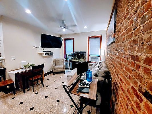 3rd image of 3776 62nd St #3