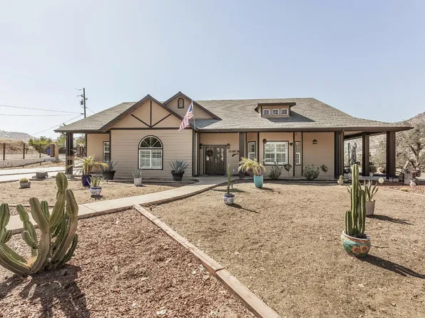 7197 Perlman Dr, Sanger, CA 93657