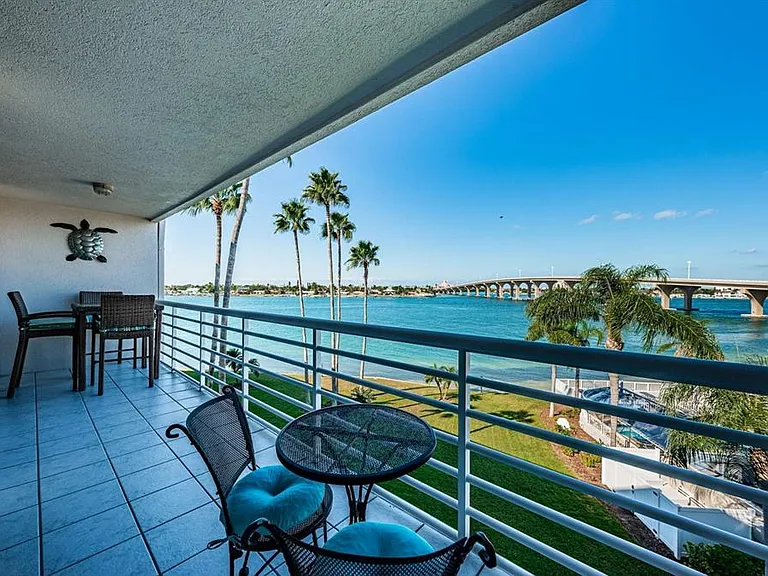 5901 Bahia Del Mar Cir #422 — Photo 24