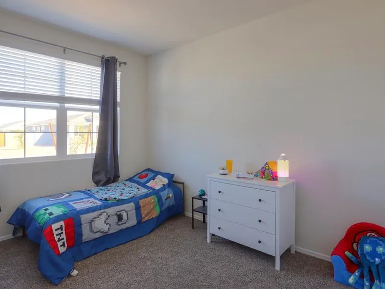 36085 W San Sisto Ave — Photo 7