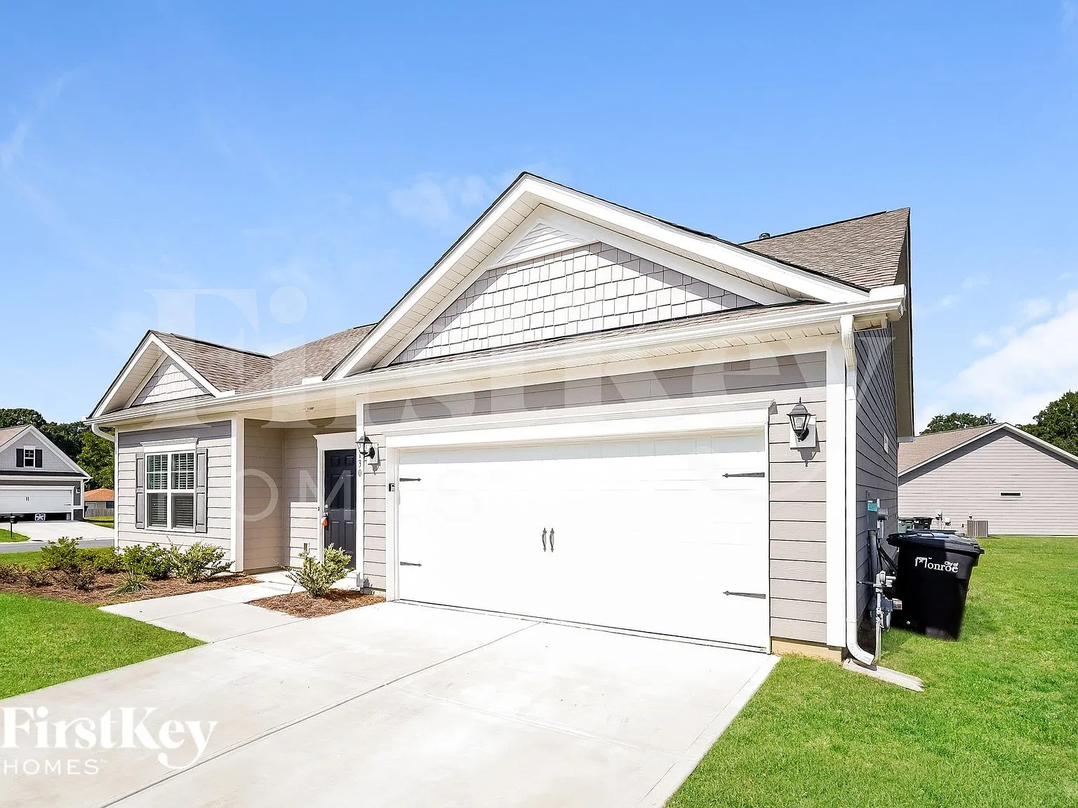 3 bed, 2.0 bath, 1448 sqft, $2,330 — Photo 2