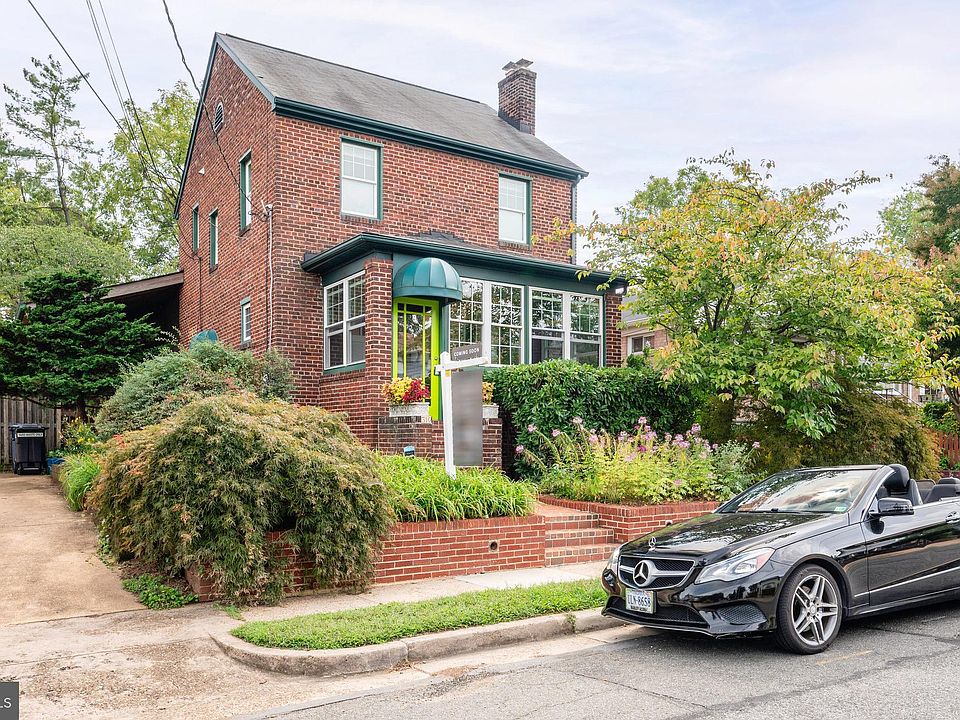 1st image of 319 Laverne Ave