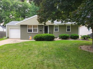 608 24th St, West Des Moines, IA 50265