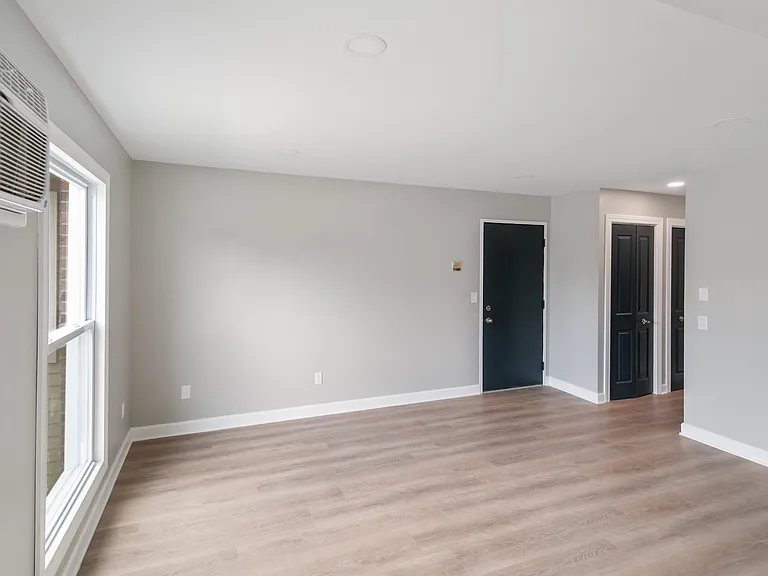 405 E Reed St #9 — Photo 9